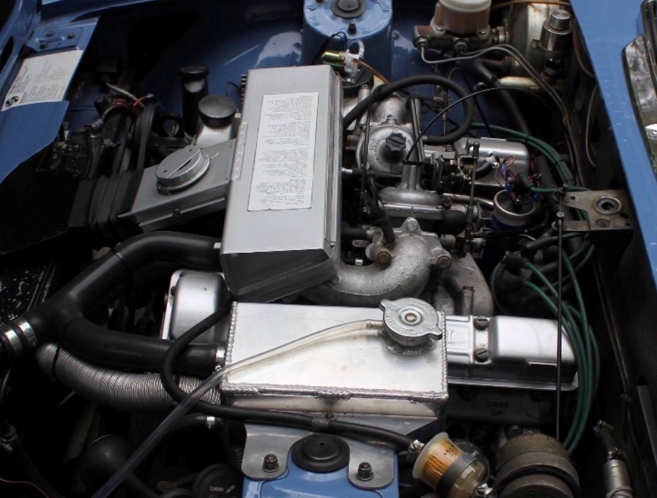 Original Triumph V8, correct and sorted